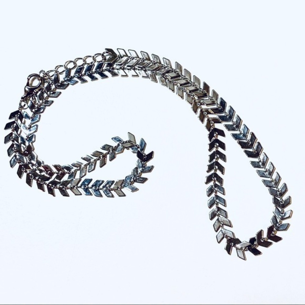 Chevron Silver Choker 16” Necklace - Picture 7 of 11